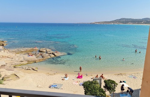 Algajola Apartment | Prime location right by the sea with huge terrace & balcony, ideal for families