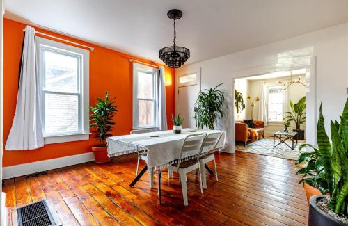Italian Village House | Prime Location Top Rated Clean Parking Free!