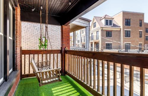 Short North House | Prime Location Top Rated Clean Parking Free!