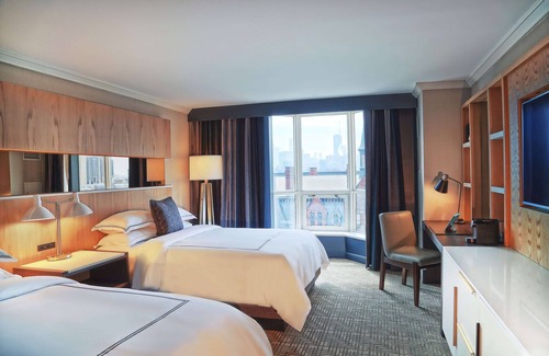 Midtown Toronto Hotel | Prime Location: Upscale Haven in Yorkville District, Close to Attractions