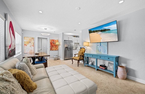 Central Fort Lauderdale House | Prime Location Paradise - Beaches, dining and more!