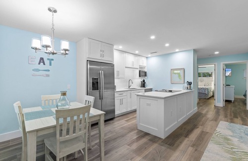 New Smyrna Beach Condo | ☀️Prime Location-We love Snow❤️Birds-Lux Amenities-Coronado Arms B-18☀️