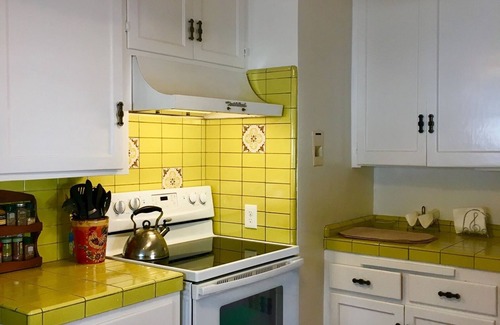 Toluca Lake House | Prime location in Toluca Lake