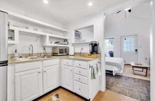 Arden House | 《Prime Location w/HOT TUB ❤Dog Friendly❤ Games, Disc Golf & Fast Wifi》