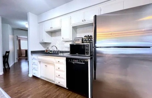 Southeastern Sacramento House | Prime Location-Walk to Land Park
