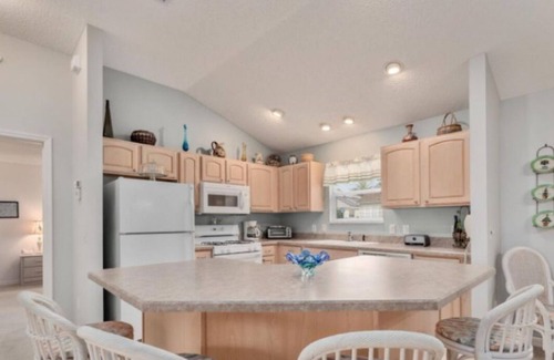 Santiago House | Prime Location with Access