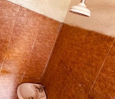 Jinja Hotel | Prime motel