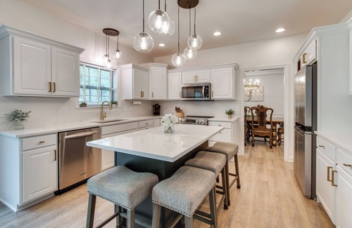 Orange Prairie House | Prime Peoria Retreat w/Deck & Fireplace!