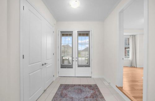 Otonabee-South Monaghan House | Prime Peterborough - 4BR and Office, Newly Renovated