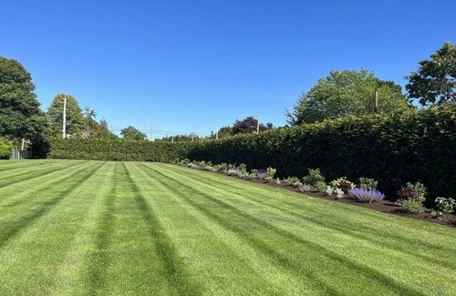 Quogue House | Prime Quogue village location
