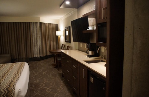 Salt Lake Mountain Resorts Resort | Prime Ski Week at Snowbird's Cliff Club Sleeps 10 in 2 bedrooms.