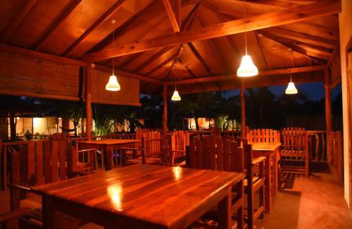 Pottuvil Resort | Prime Surfers Bungalow