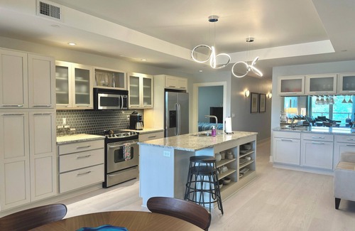 Grand Haven Condo | Prime View of Fountain and Channel ~ Great location!