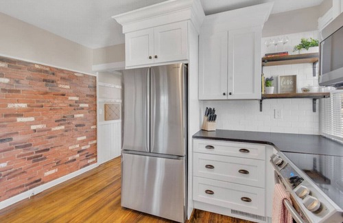 West Hartford House | Prime West Hartford Center: Timeless Charm