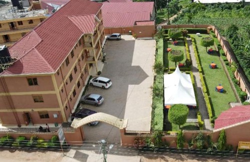 Mubende Hotel | PRIMEROSE HOTEL