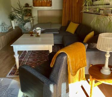 Eidsvoll House | Primitive basement room with shared toilet, without shower