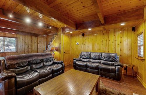 Upper Moonridge House | Primrose Cabin #709