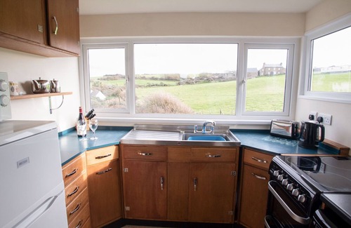 Roch Cottage | PRIMROSE COTTAGE, family friendly, with a garden in Newgale