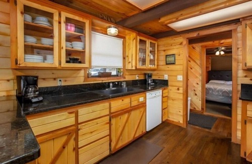 Sulphur House | Primrose Family Lodges