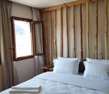 Metsovo House | Primula