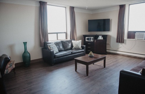 Thunder Bay Hotel | Prince Arthur Waterfront Hotel & Suites
