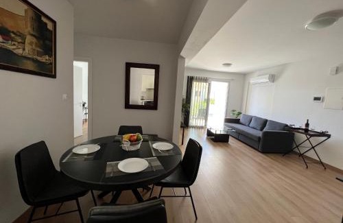 Ayios Dhometios Apartment | Prince Boutique Apartment/1BR