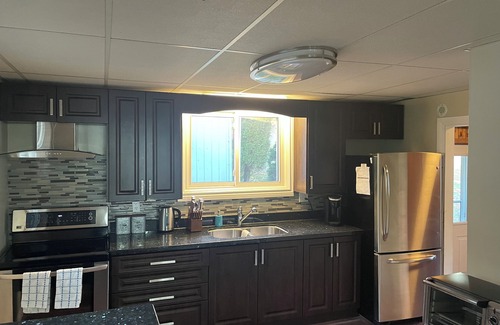 Wellington Cottage | Prince Edward County Lakehouse 3 Bedroom and 3 Bathroom