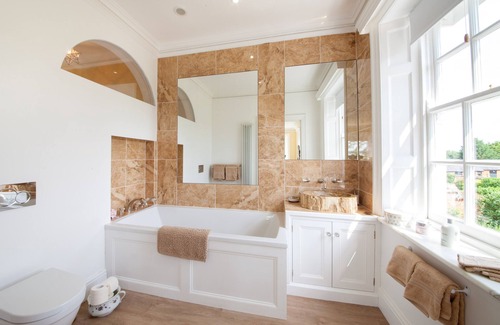 Worton Bed & Breakfast | Prince Hill House
