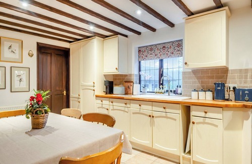 Attleborough Cottage | Prince Of Wales Lodge