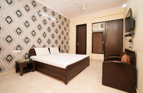 Udyog Vihar Hotel | Prince Villa