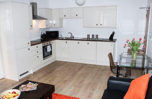 Hull Old Town Apartment | Princes Dock Chambers 2