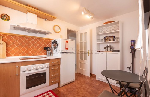 Alcorrin Apartment | Princesa Kristina apartment sea view