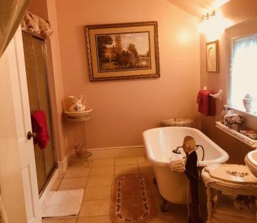 Princess Anne Bed & Breakfast | Princess Anne Book Lovers Inn