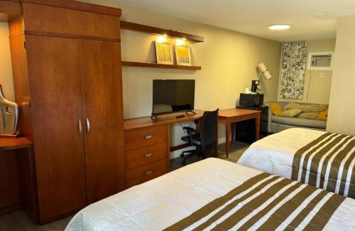 Bobcaygeon Hotel | Princess Motel