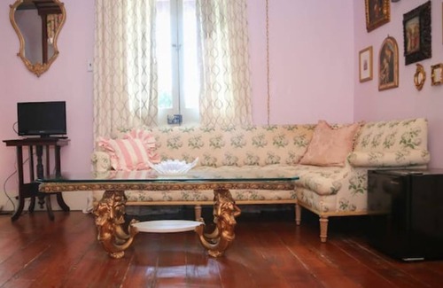 Breaux Bridge Apartment | Princess Room Private Suite w/ separate entrance!