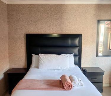 Greater Johannesburg Metropolitan Area Apartment | Princeville Guest Lodge