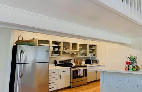 Princeville Apartment | Princeville Townhouse Apt - Views, Pool, Near Hanalei!