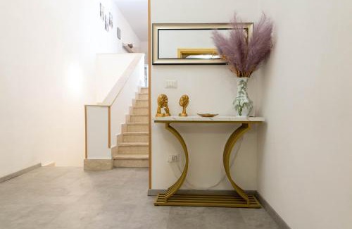 Solarino Apartment | Principe Umberto Luxury House