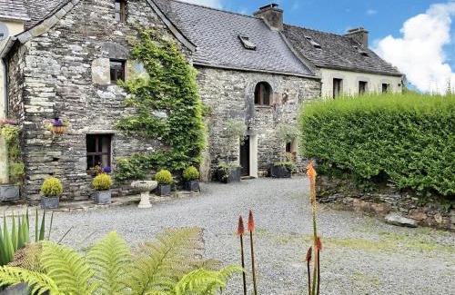Sizun House | Priory at Kergudon Gites