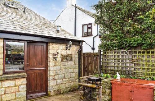 Ormskirk House | Priory Barn