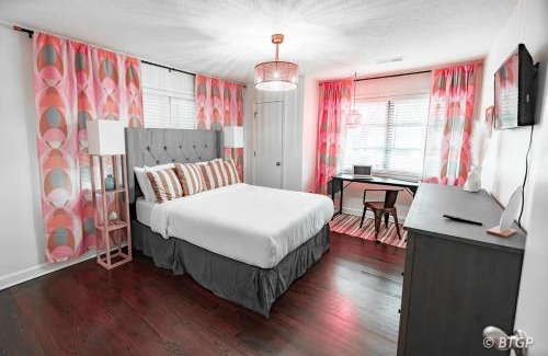 Whitehaven House | Priscilla's Retro themed house