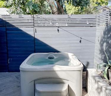 Sunset Park House | Pristine 1BD/1BA Bungalow + Hot Tub - Ocean Park