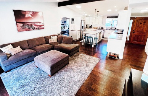 Goleta House | Pristine Family Getaway Retreat: Hot Tub, Tree House and Pool near USCB