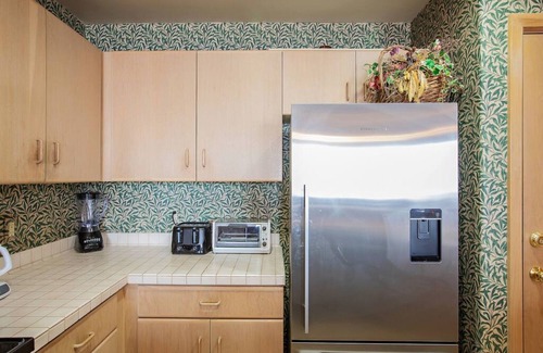Highlands Townhomes Condo | Pristine - Highlands Slopeside 216 - Ski in/out
