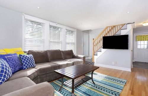 Lake Como Cottage | Pristine Lake Como/Belmar Beach Cottage - 5 blocks to Beach