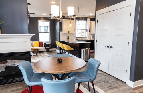 Weinland Park House | Pristine Mid Cen Mod Home I Game Room I Hot Tub on Terrace with City Views