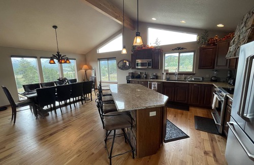 Alma Cabin | Pristine Mountain Lodge w/Breathtaking Mtn/aspen Views ~20 min to Breckenridge