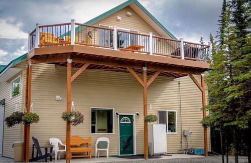 Sterling Apartment | Pristine Private Kenai River Front Property With An Eagle's Nest 360 Degree View