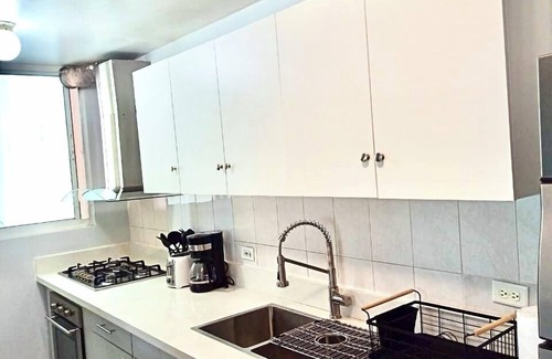 San Francisco Condo | Pristine Spacious 3 beds, 2 baths. It’s in one the most sought out areas