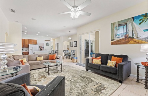 Highlands Reserve Villa | Pristine sunset villa with golf course views. and 15 minutes from Disney.